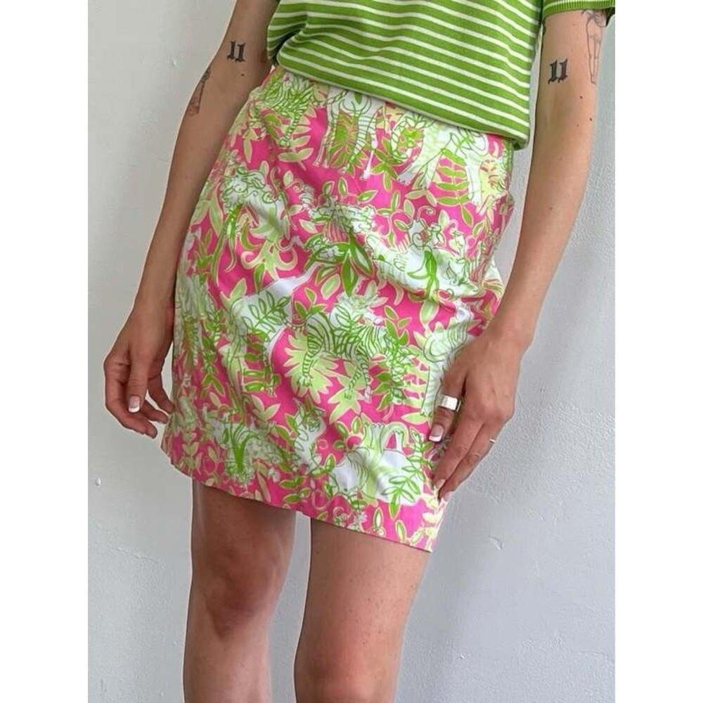 VTG Lilly Pulitzer Skirt Jungle Animal Pink Green Scalloped Hem Size 12 Lined